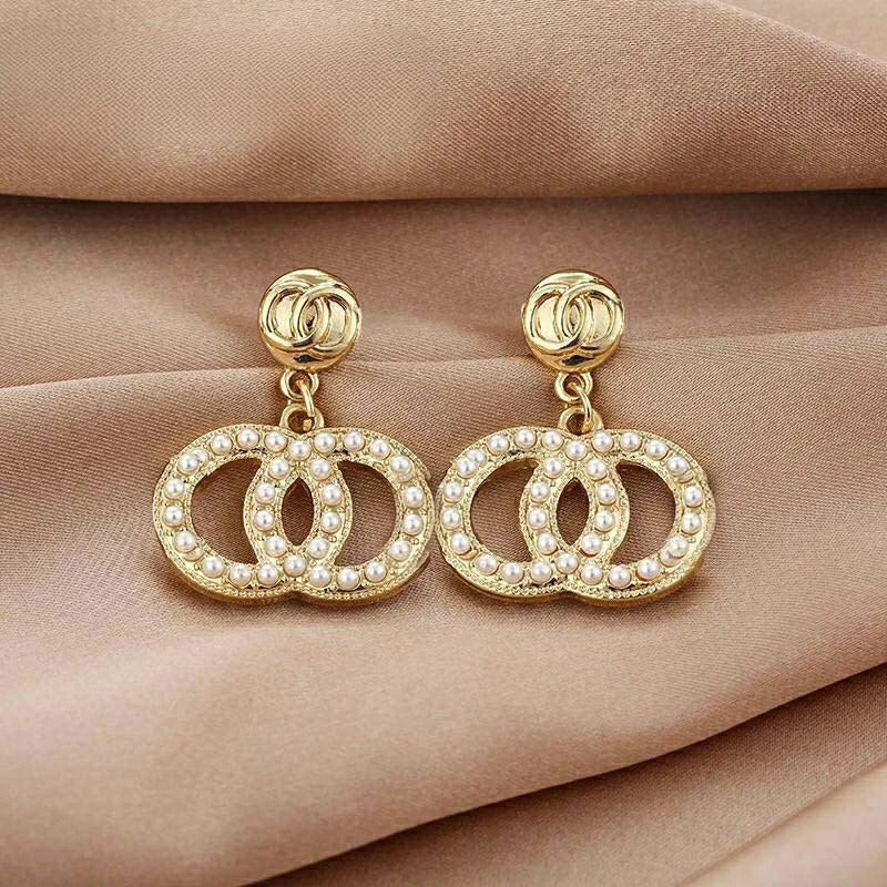 Small Luxury Pearl Earrings