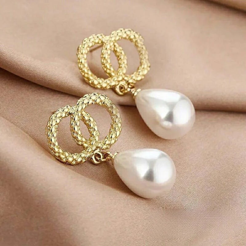 Small Luxury Pearl Earrings